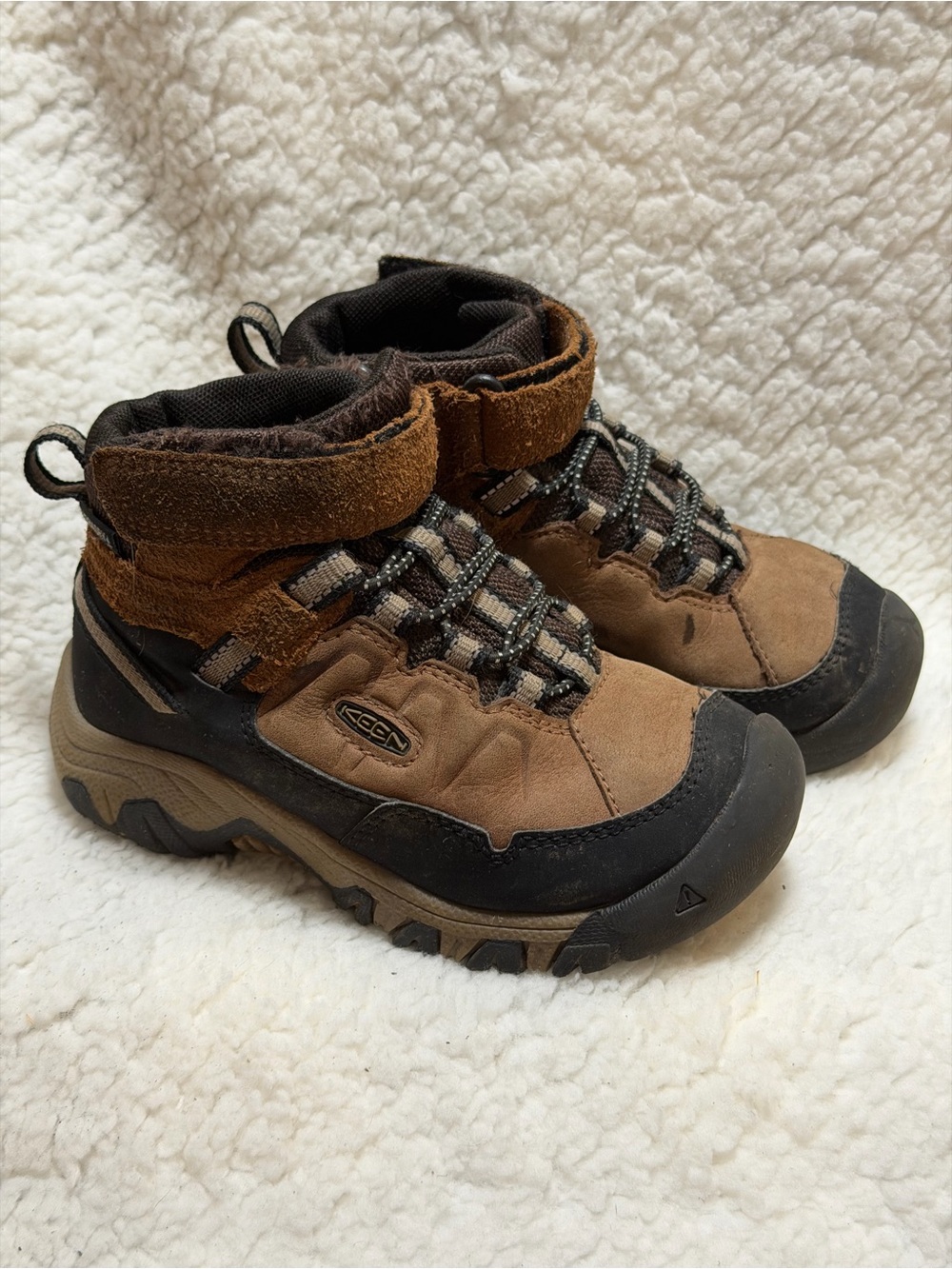 Keen Footwear Little Kids' Targhee IV Waterproof Hiking Boot Brown No Tie